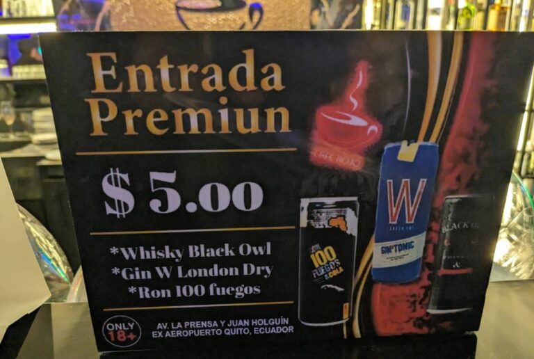 club cafe rojo 5 768x516